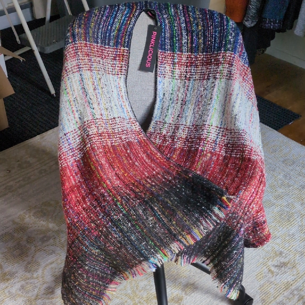 Pinklicioud Multicolor Knit Shawl